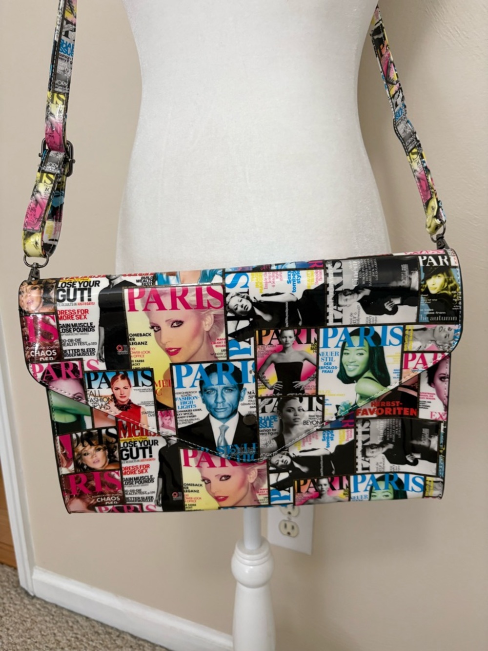Bam Forever Paris Magazine Print Crossbody Bag with Adjustable/Removable Straps - Picture 2 of 8